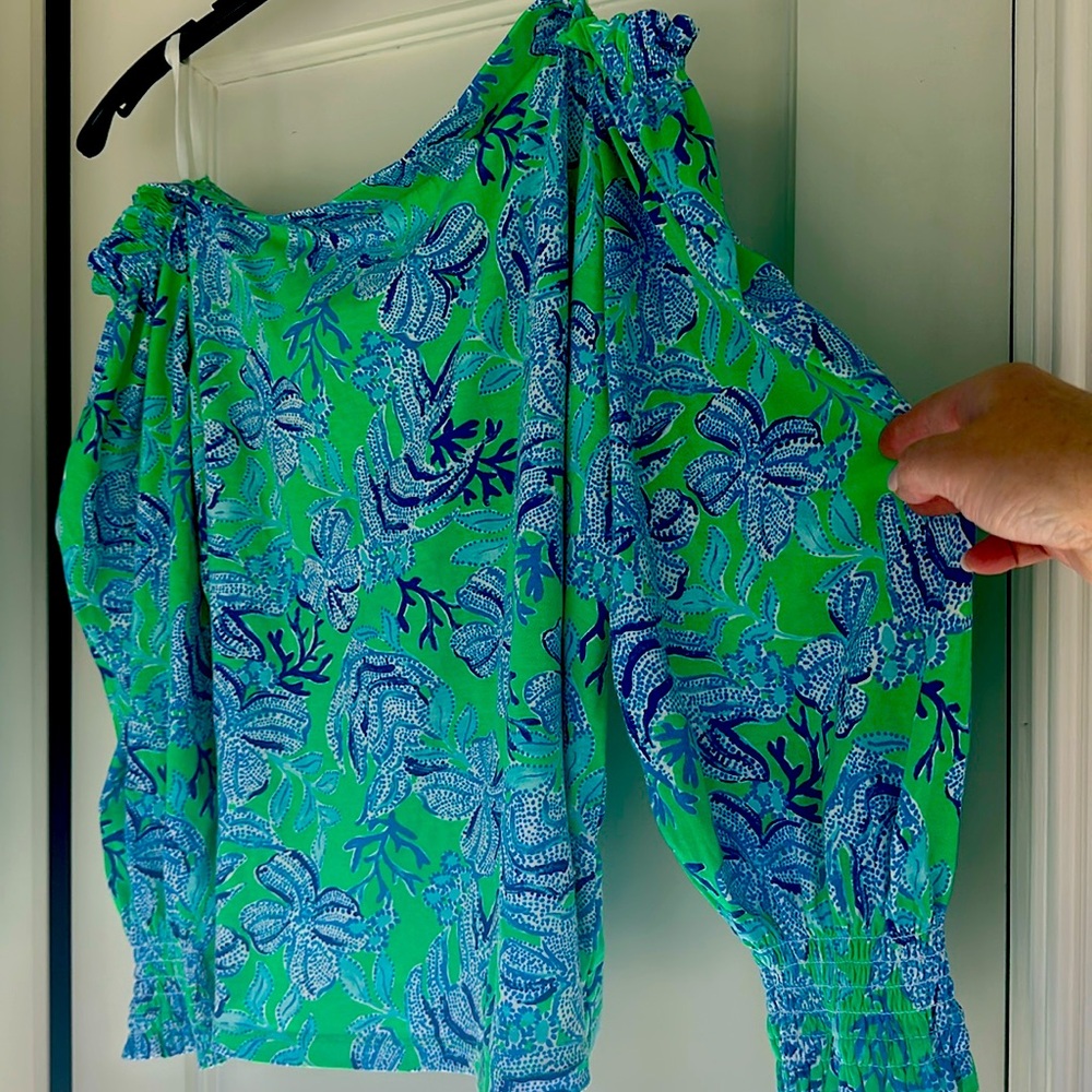 Lilly Pulitzer off the shoulder top